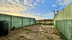 Photo 18- click for photo gallery